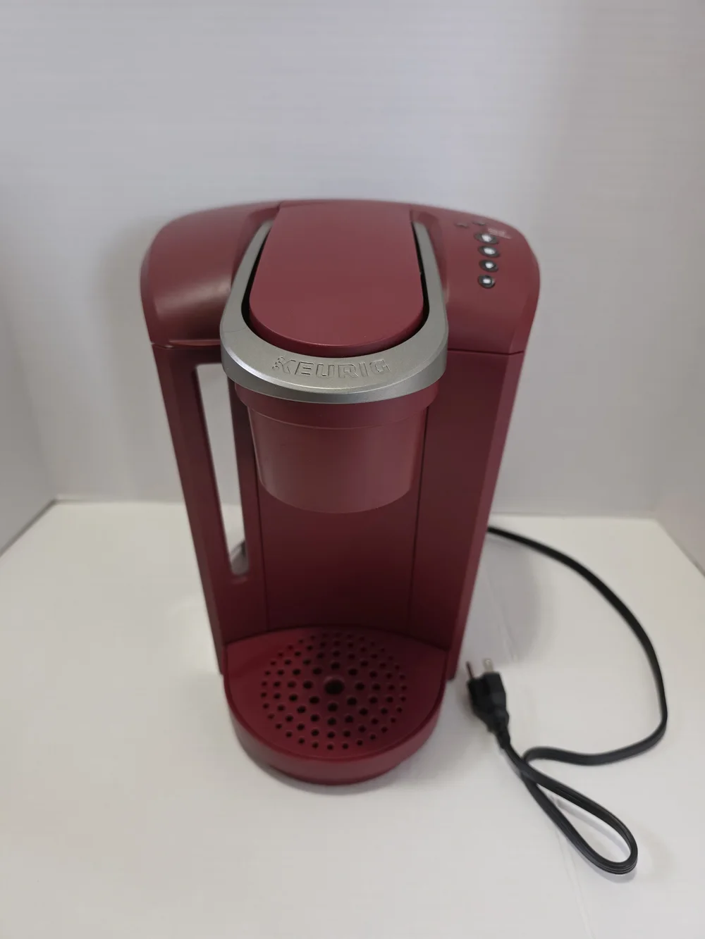 Keurig K80 K-Select Single Serve K-Cup Pod Coffee Maker Red